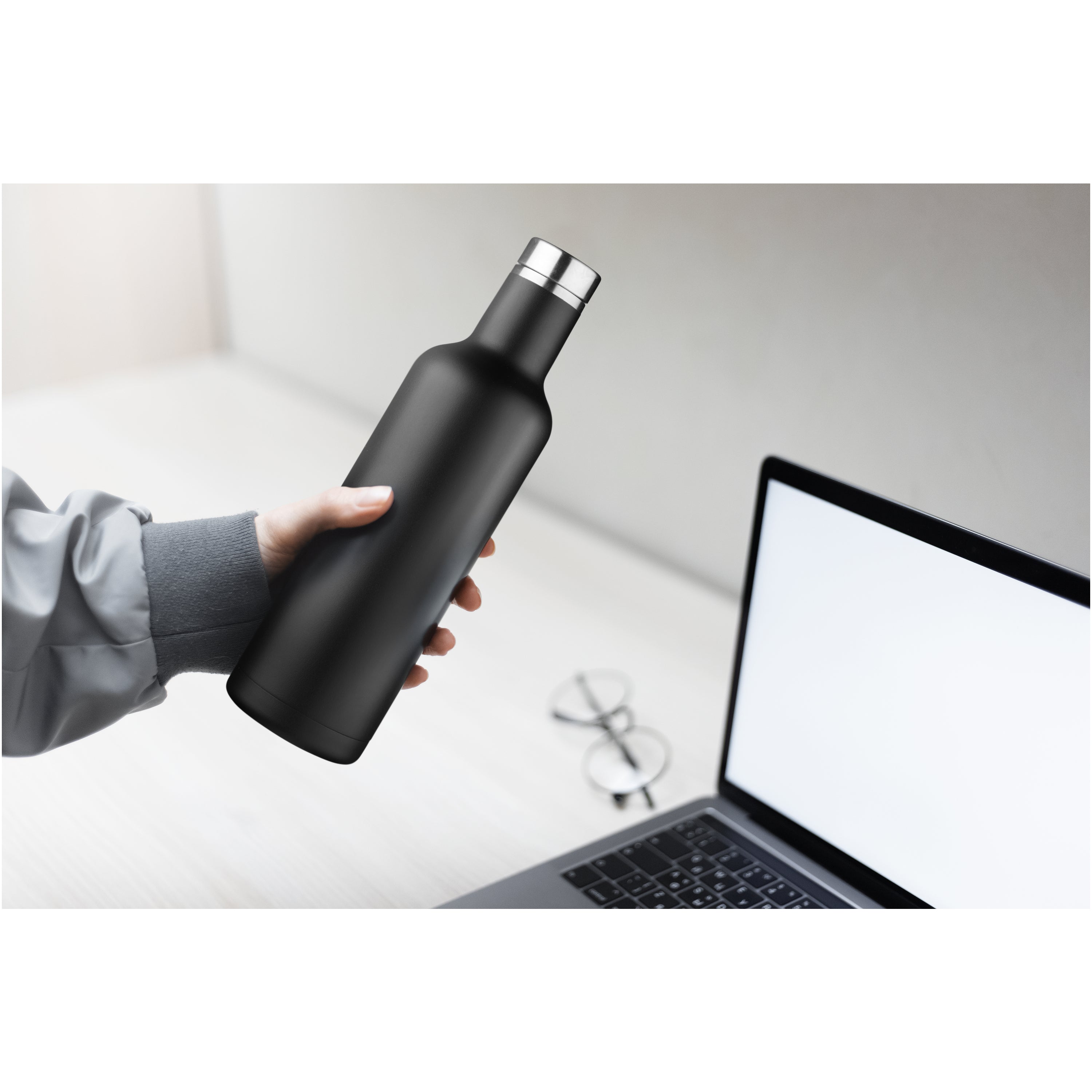 Pinto 750ml Copper Vacuum Insulated Bottle