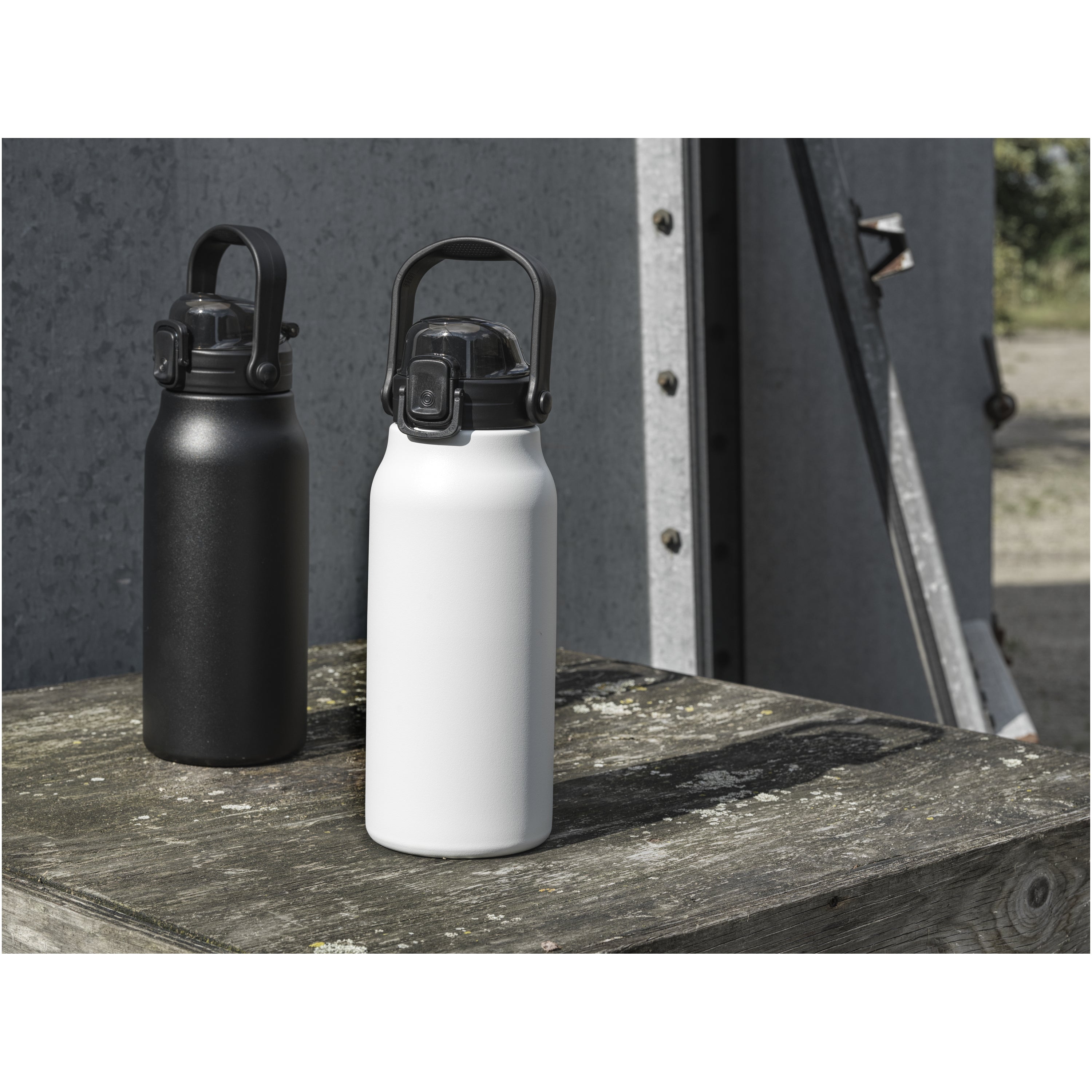 1600ml Recycled Stainless Steel Insulated Bottle