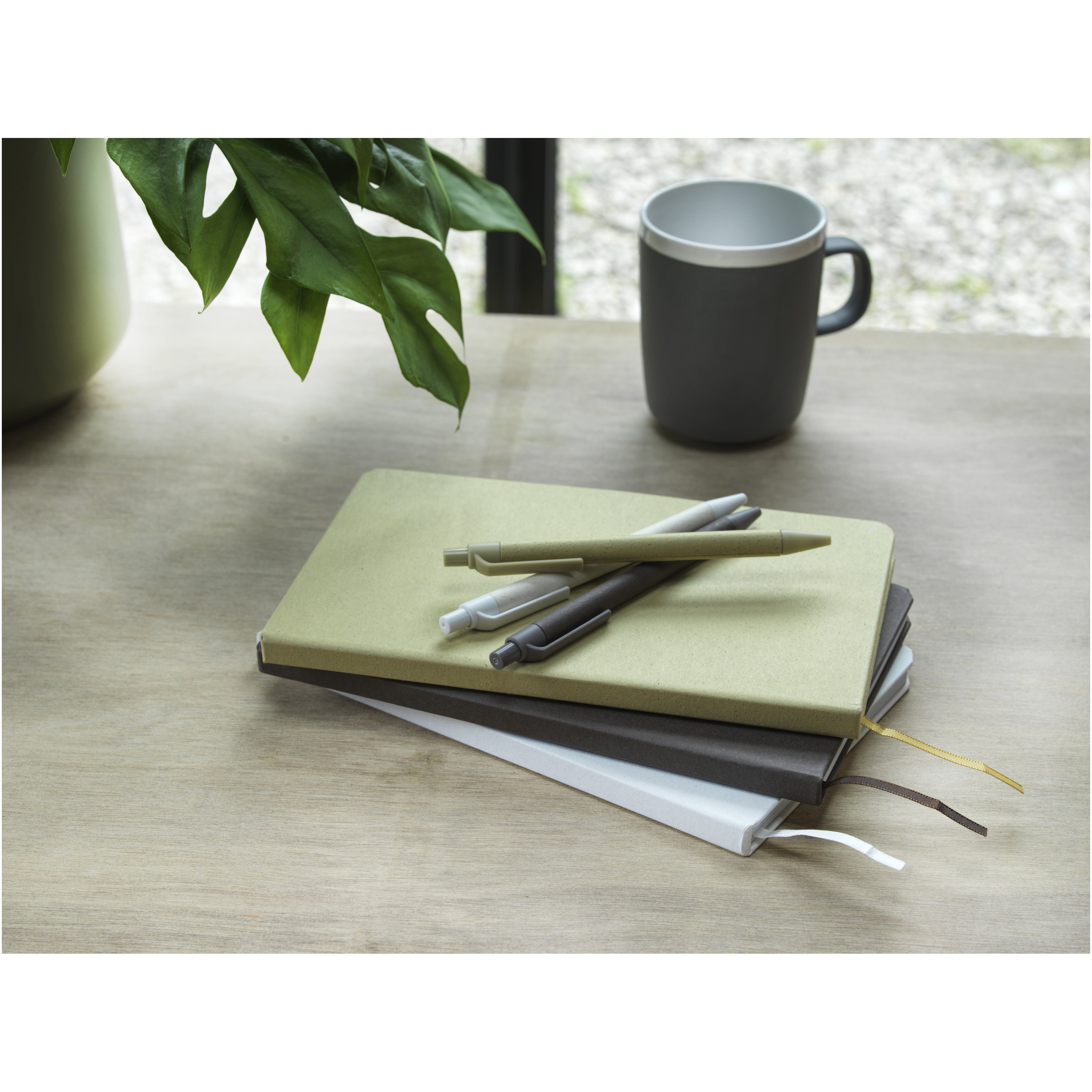 Fabianna Crush Paper Ballpoint Pen