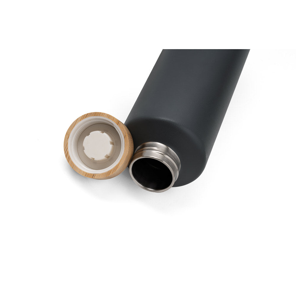 Norre Bottle. Double Wall Stainless Steel (36% Recycled) Vacuum Insulated Bottle 640 Ml