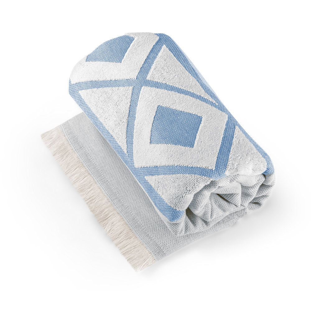 Malek. Multifunctional Bath Towel (350G/M²) Made Of Light And Resistant Cotton (85%) And Recycled Cotton (15%)