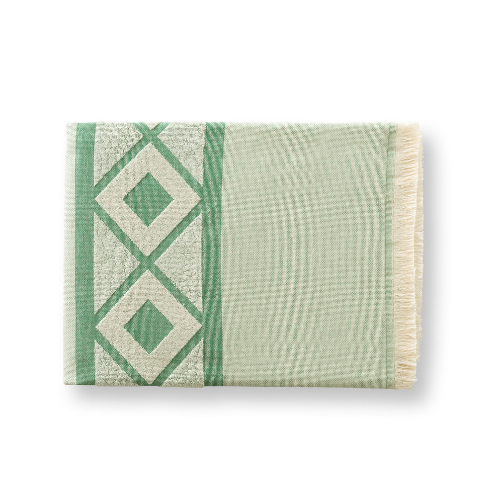 Malek. Multifunctional Bath Towel (350G/M²) Made Of Light And Resistant Cotton (85%) And Recycled Cotton (15%)