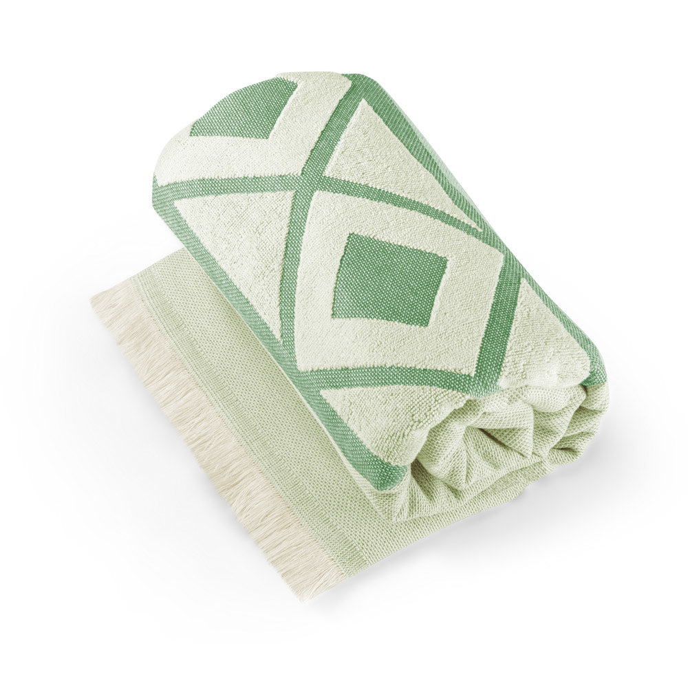 Malek. Multifunctional Bath Towel (350G/M²) Made Of Light And Resistant Cotton (85%) And Recycled Cotton (15%)