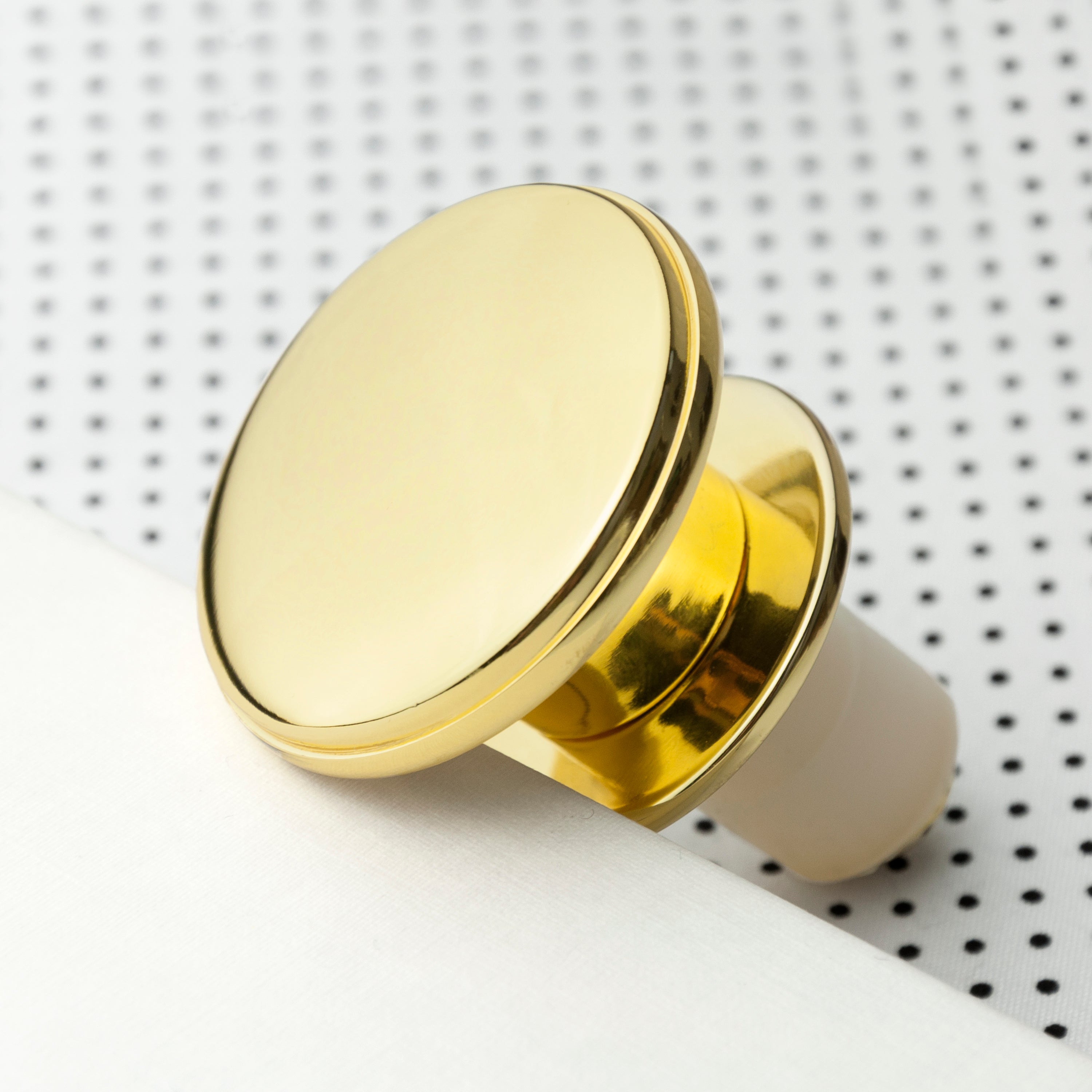 Luxury Plated Bottle Stopper with Rubber Seal