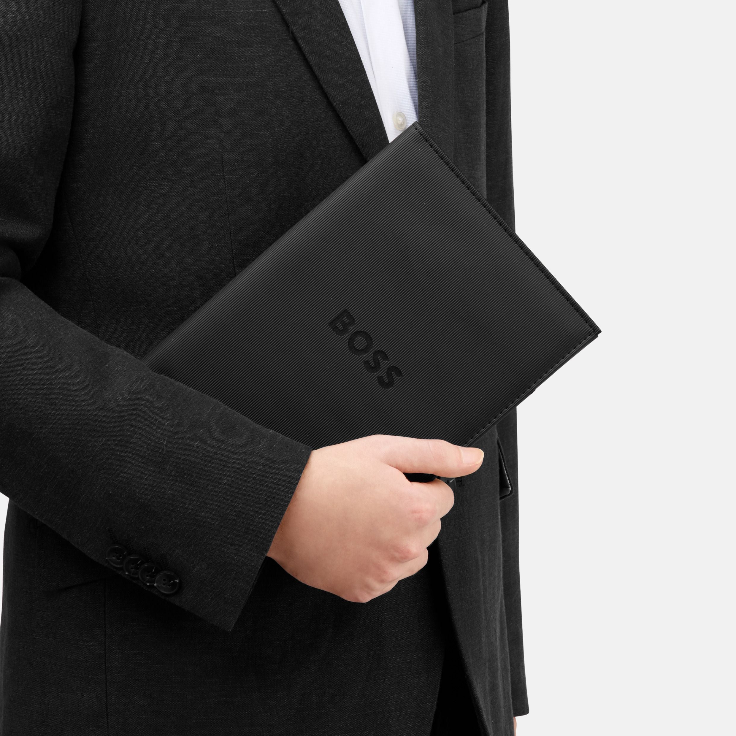 Folder A5 Formation Line Black