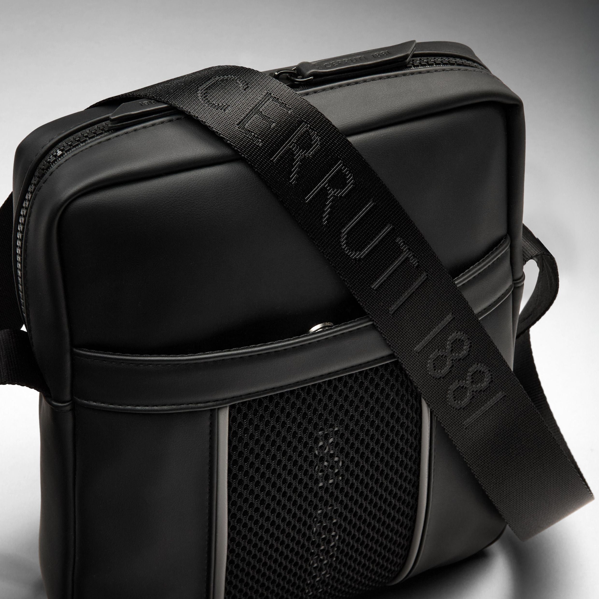 Reporter Bag Islington Black