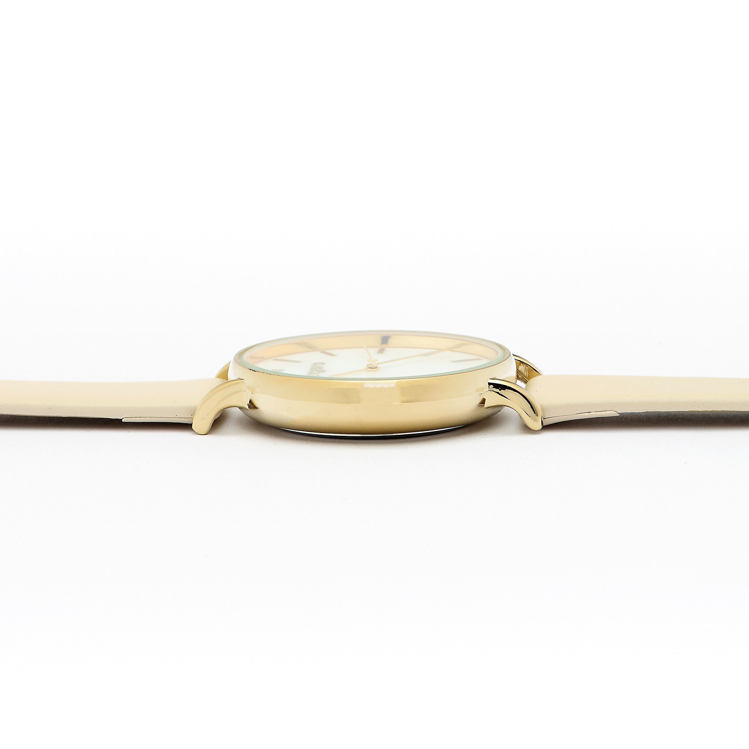 Watch Paola Black
