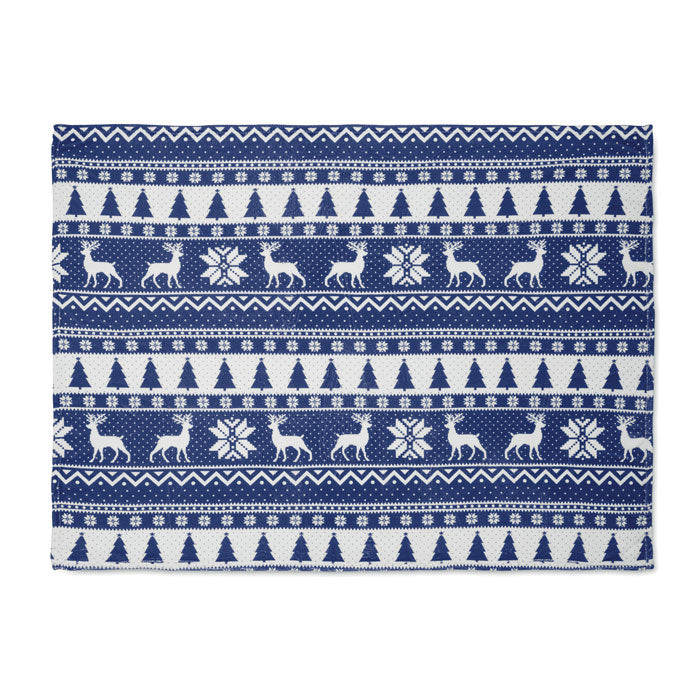 Fleece Blanket with Winter Pattern