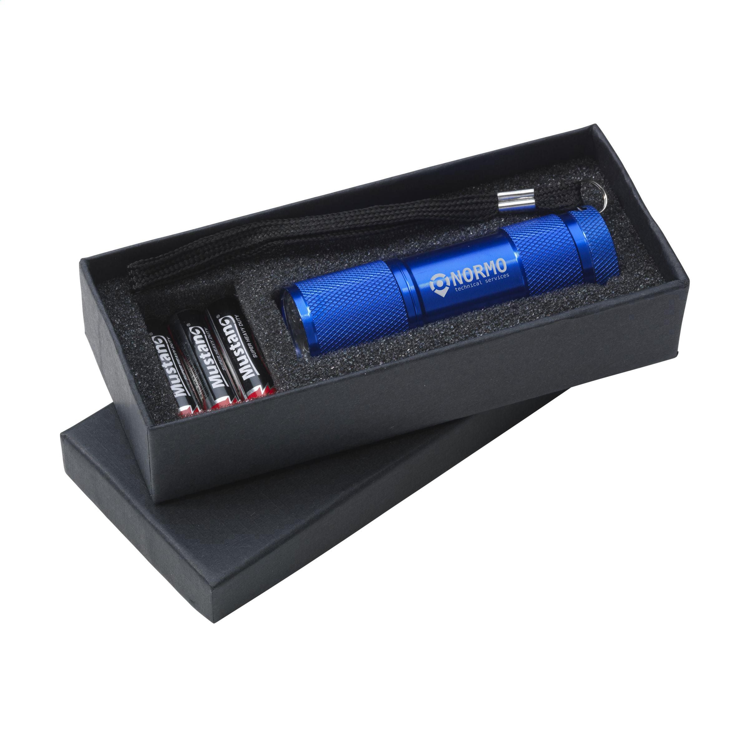 Starled Pocket Torch