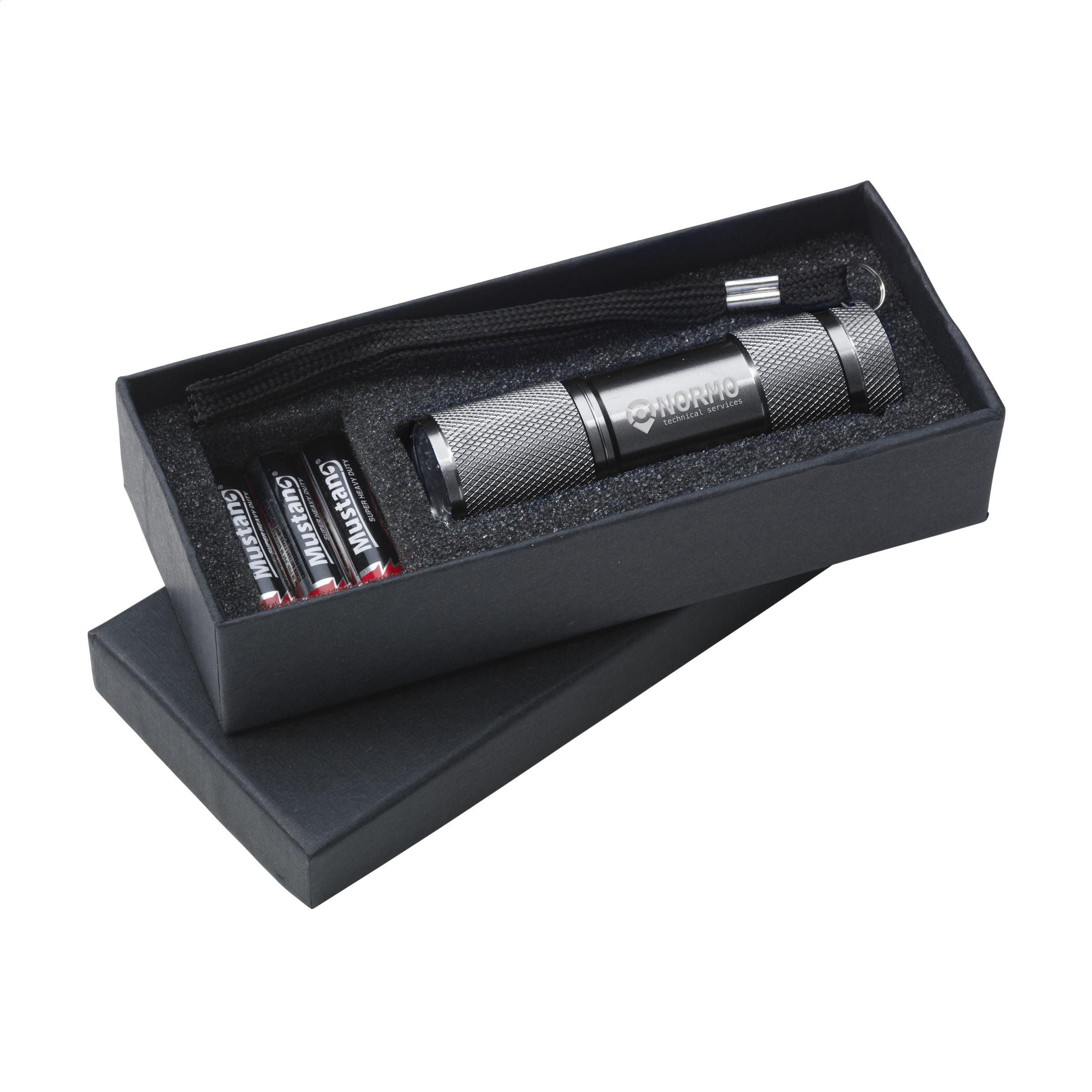Starled Pocket Torch