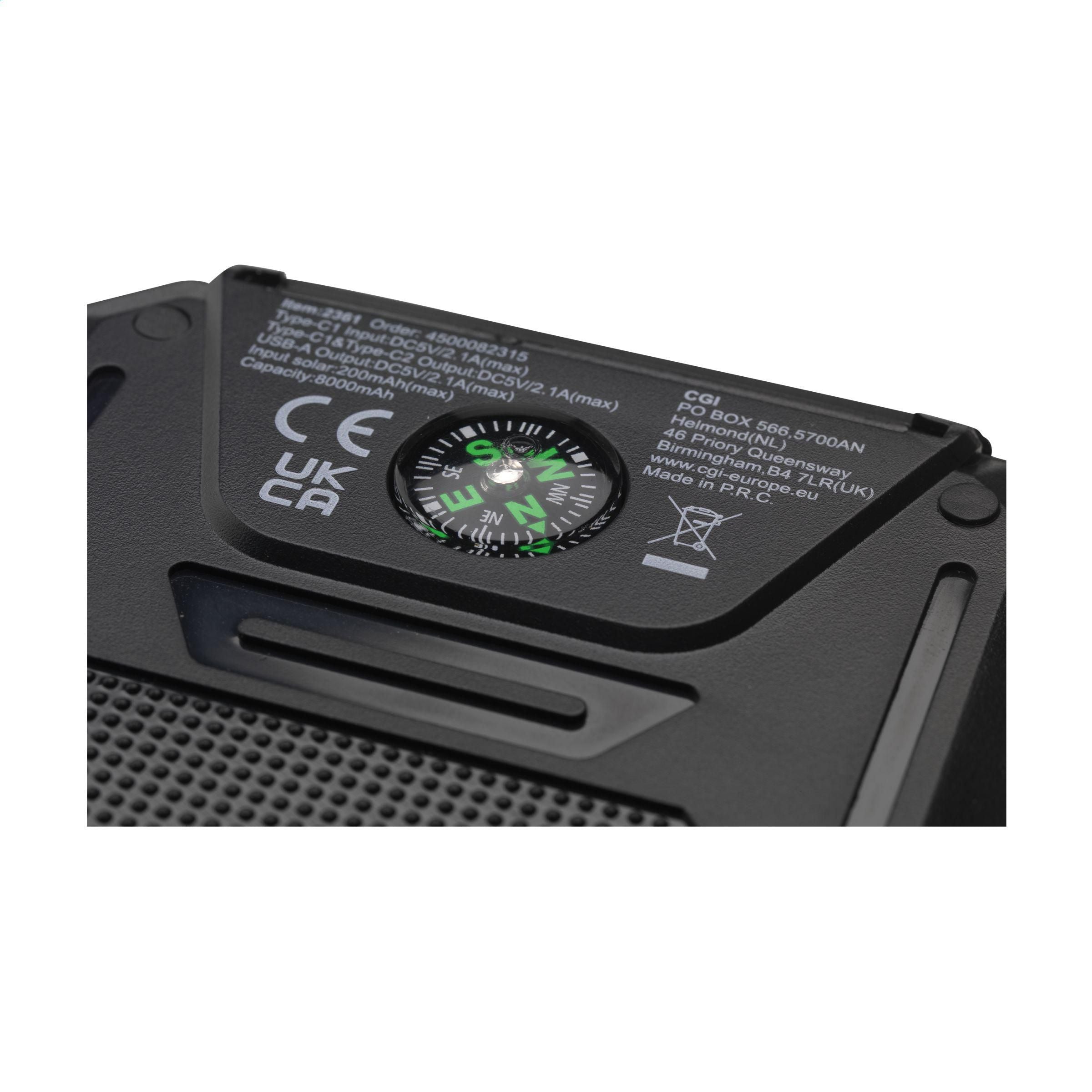 Trail Rcs Solar Charger Compass 8000