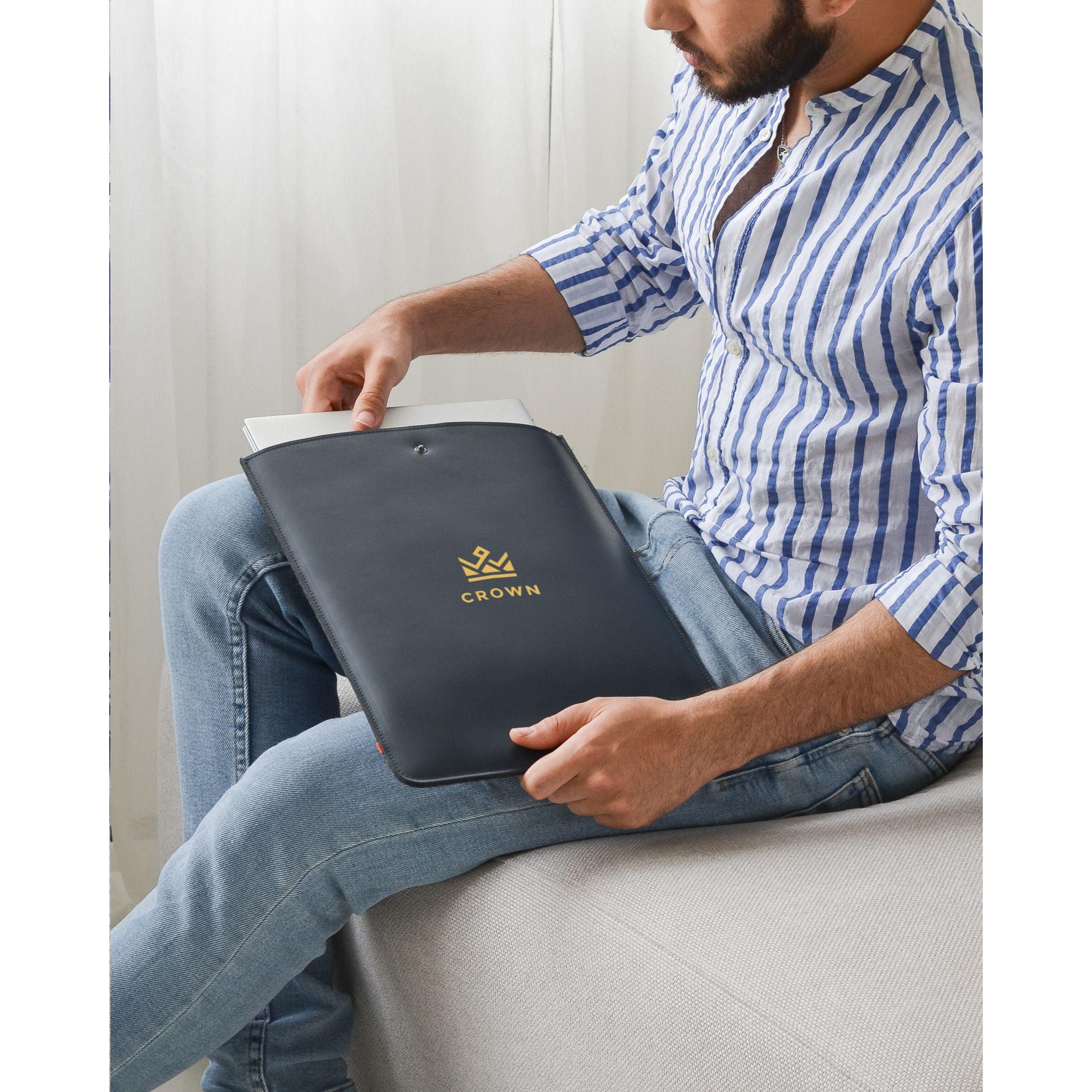 Recycled Leather Laptop Sleeve 16"