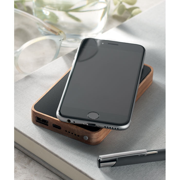 Wireless Charging Powerbank in Acacia Wood