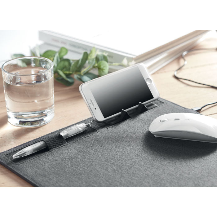 Mouse Mat with Wireless Charger