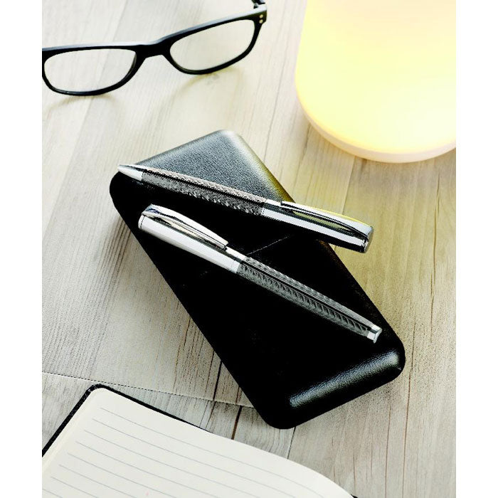 Ballpoint and Roller Ball Pen Set