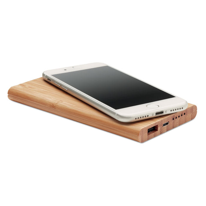 Wireless Charging Powerbank in Bamboo