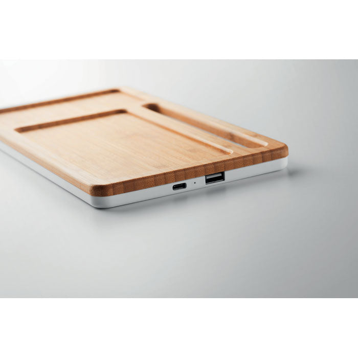 Wireless Charging Pad with 2 Port Hubs