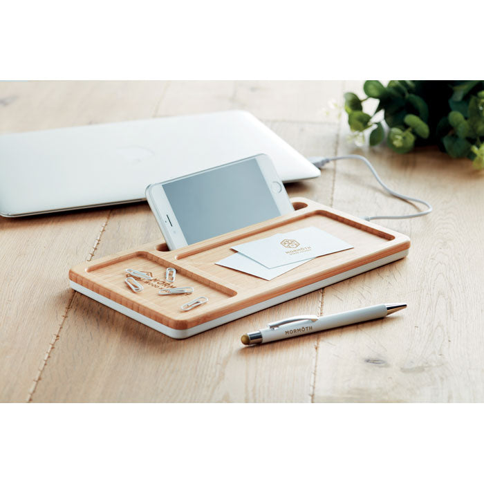 Wireless Charging Pad with 2 Port Hubs