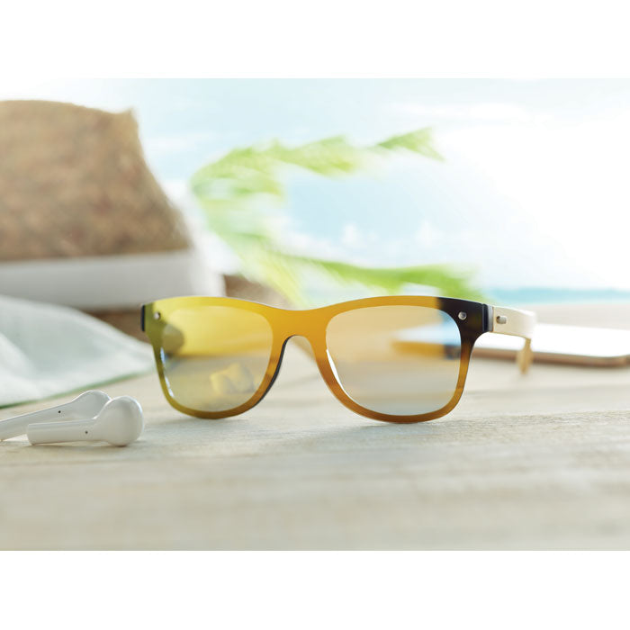 Sunglasses with Mirrored Lens