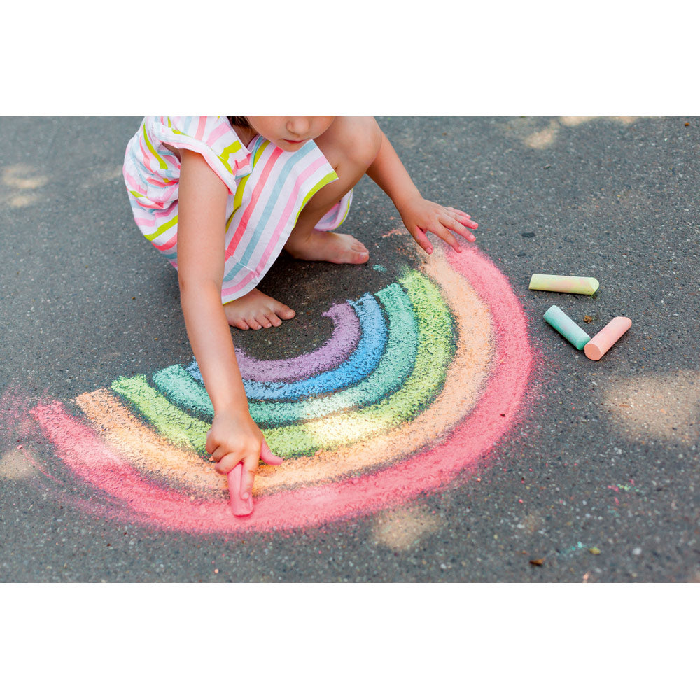 Parrot. Pack Of 4 Chalk Sticks