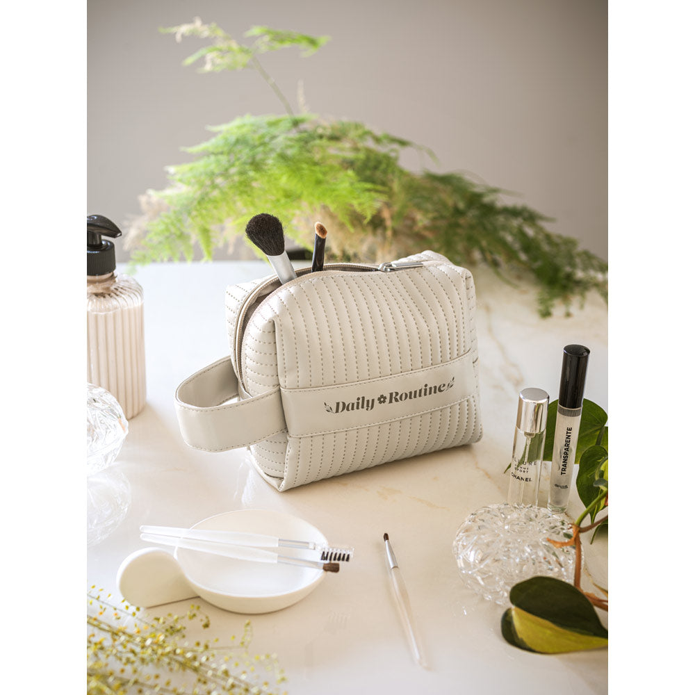 Gili. Pu Handbag (21% Recycled Pu And 30% Recycled Polyester)