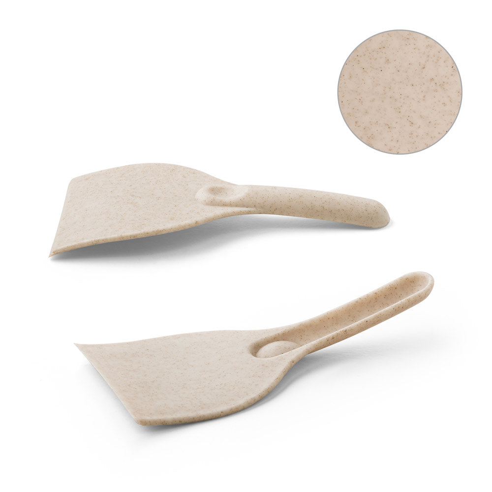 Spree. Pp And Wheat Straw Ice Scraper