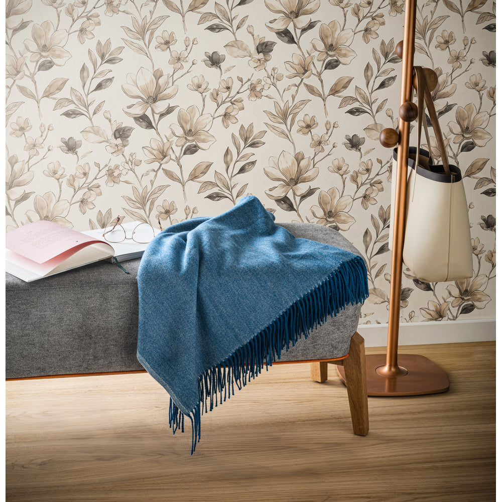 Smooth. 100% Acrylic Blanket With Ribbon And Personalisation Card (270 G/M²)