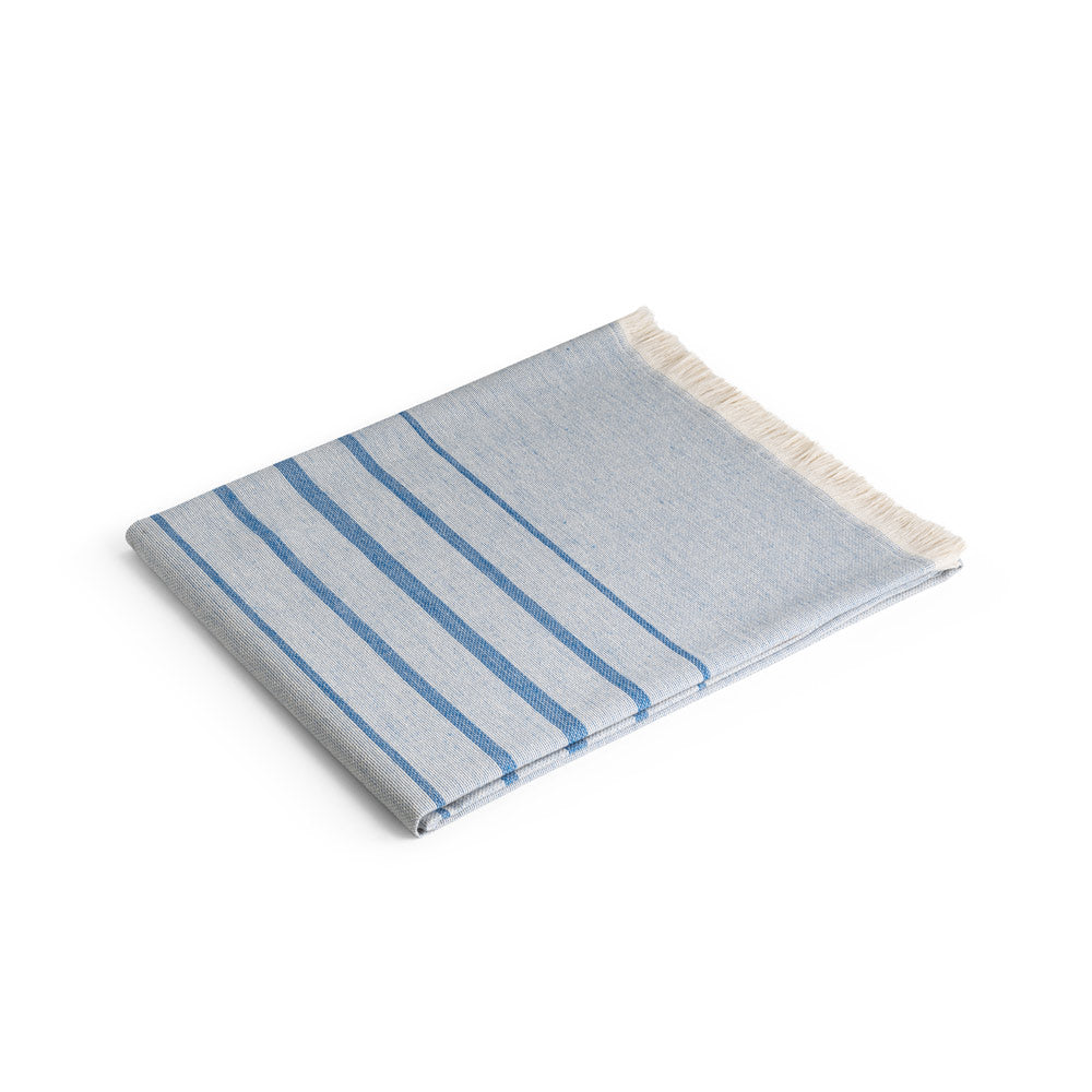 Caplan. Multifunctional Towel Made Of Light And Resistant Cotton (90%) And Recycled Cotton (10%)