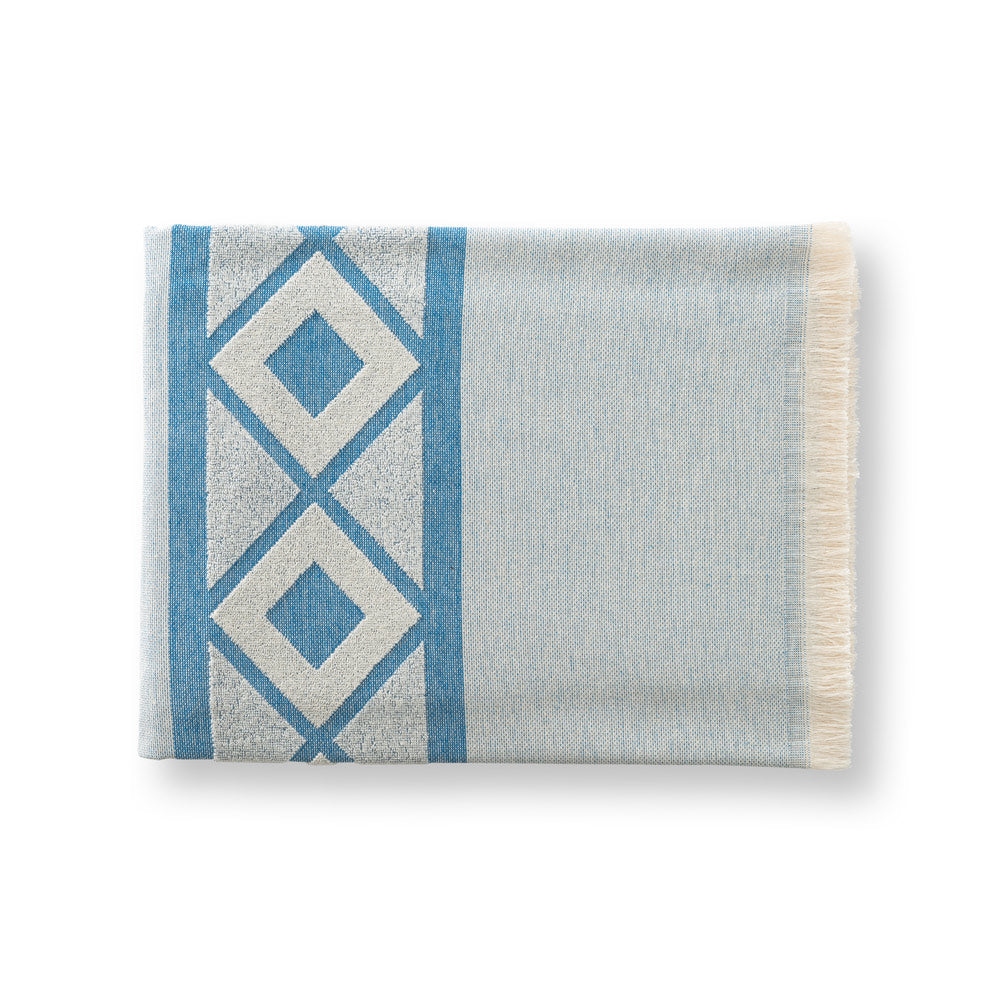 Malek. Multifunctional Bath Towel (350G/M²) Made Of Light And Resistant Cotton (85%) And Recycled Cotton (15%)