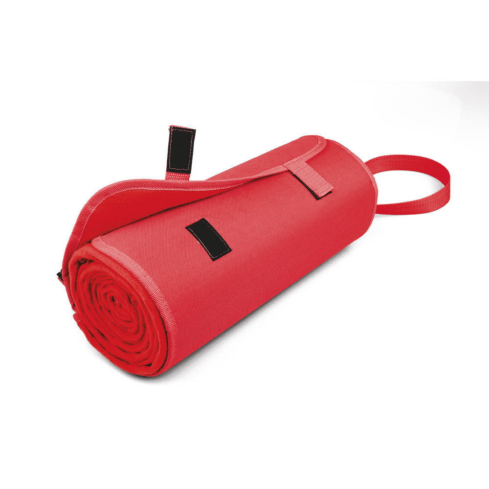 Fleece. Fleece Blanket With Handle And Strap (160 G/M²)