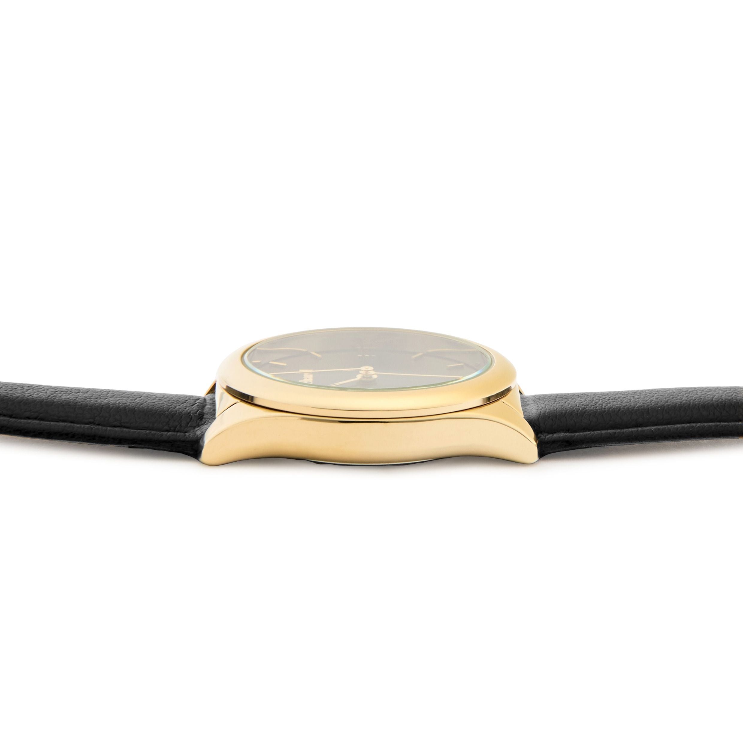 Watch Vivienne Black