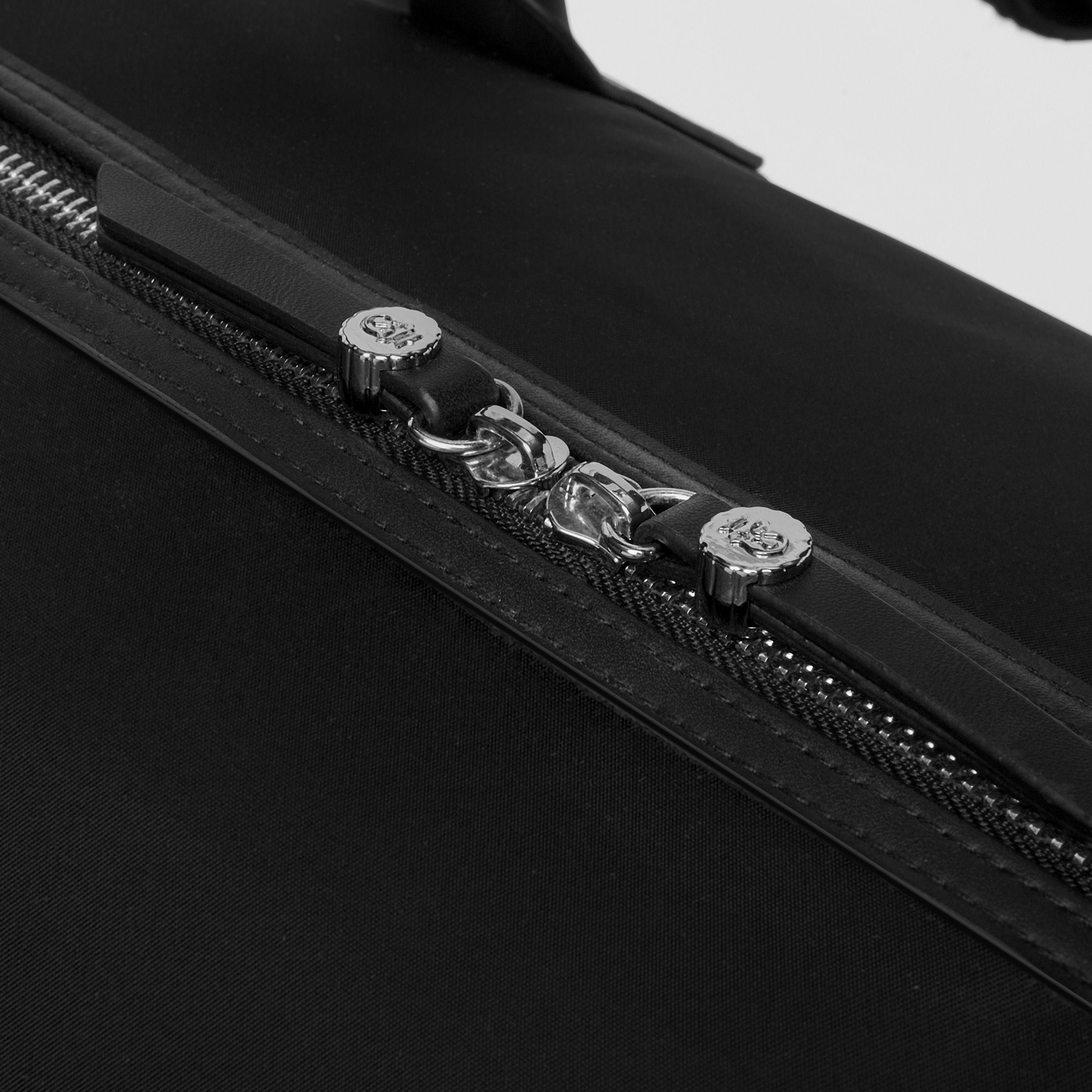 Travel Bag Button Black
