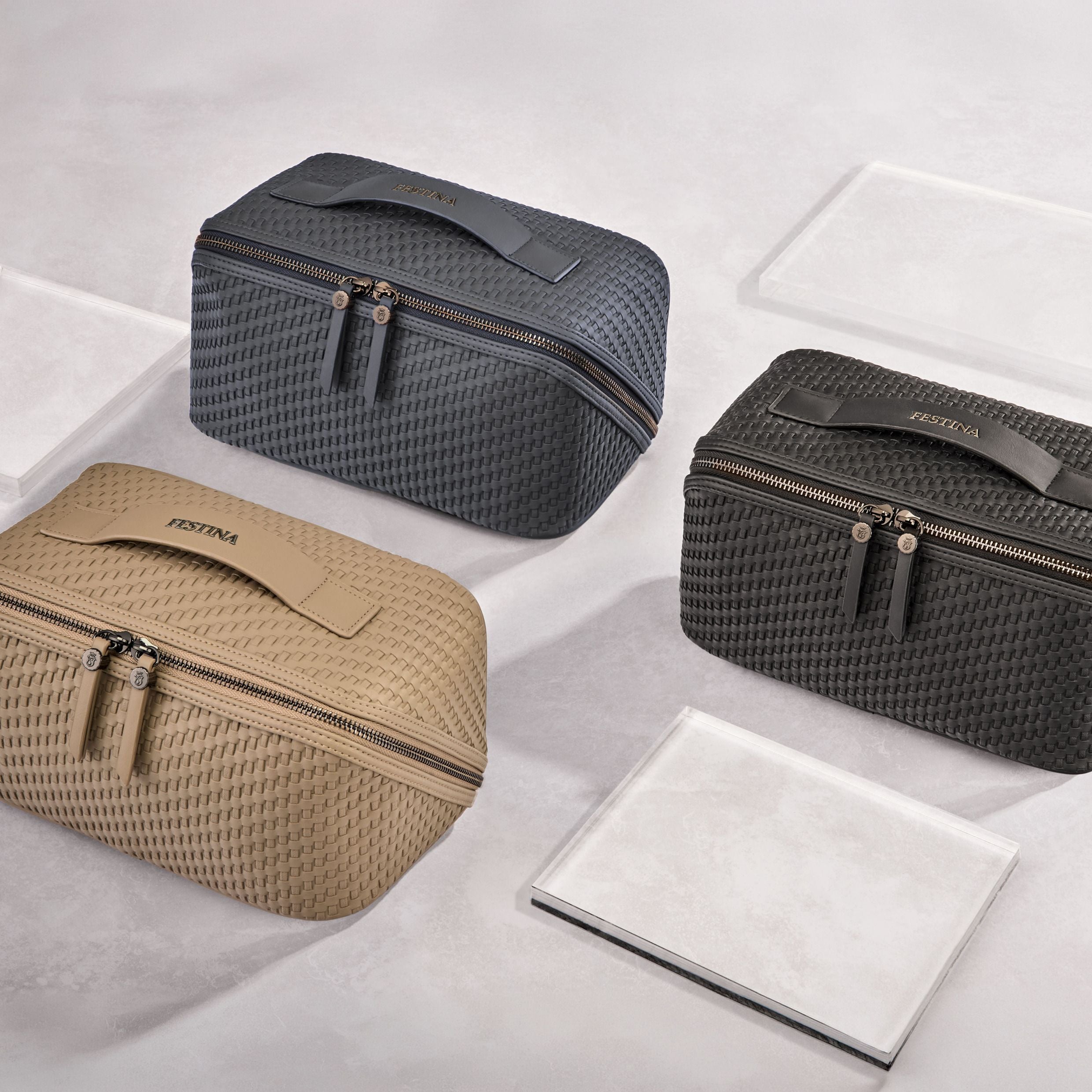 Toiletry Bag Interlace Black