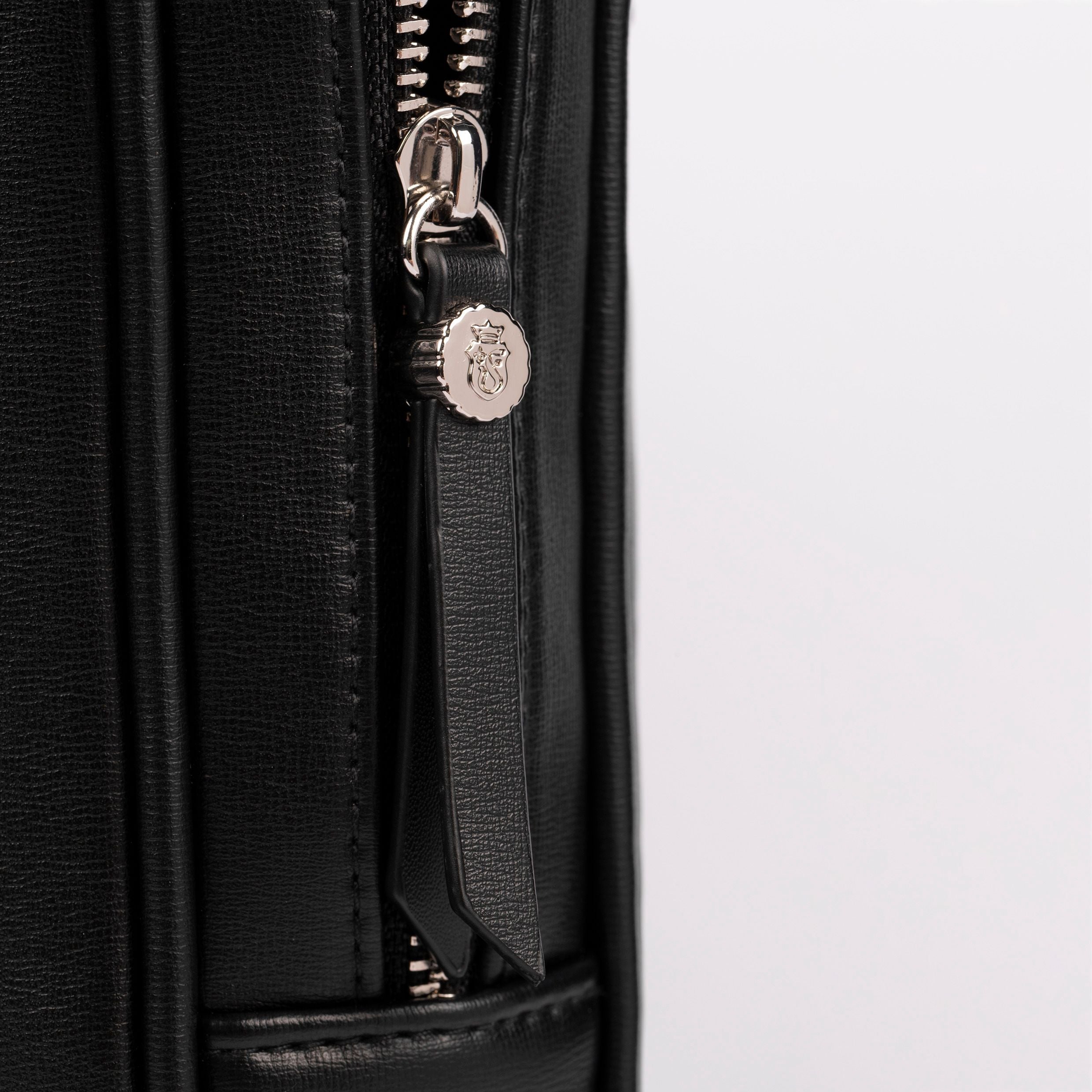 Document Bag Classicals Black