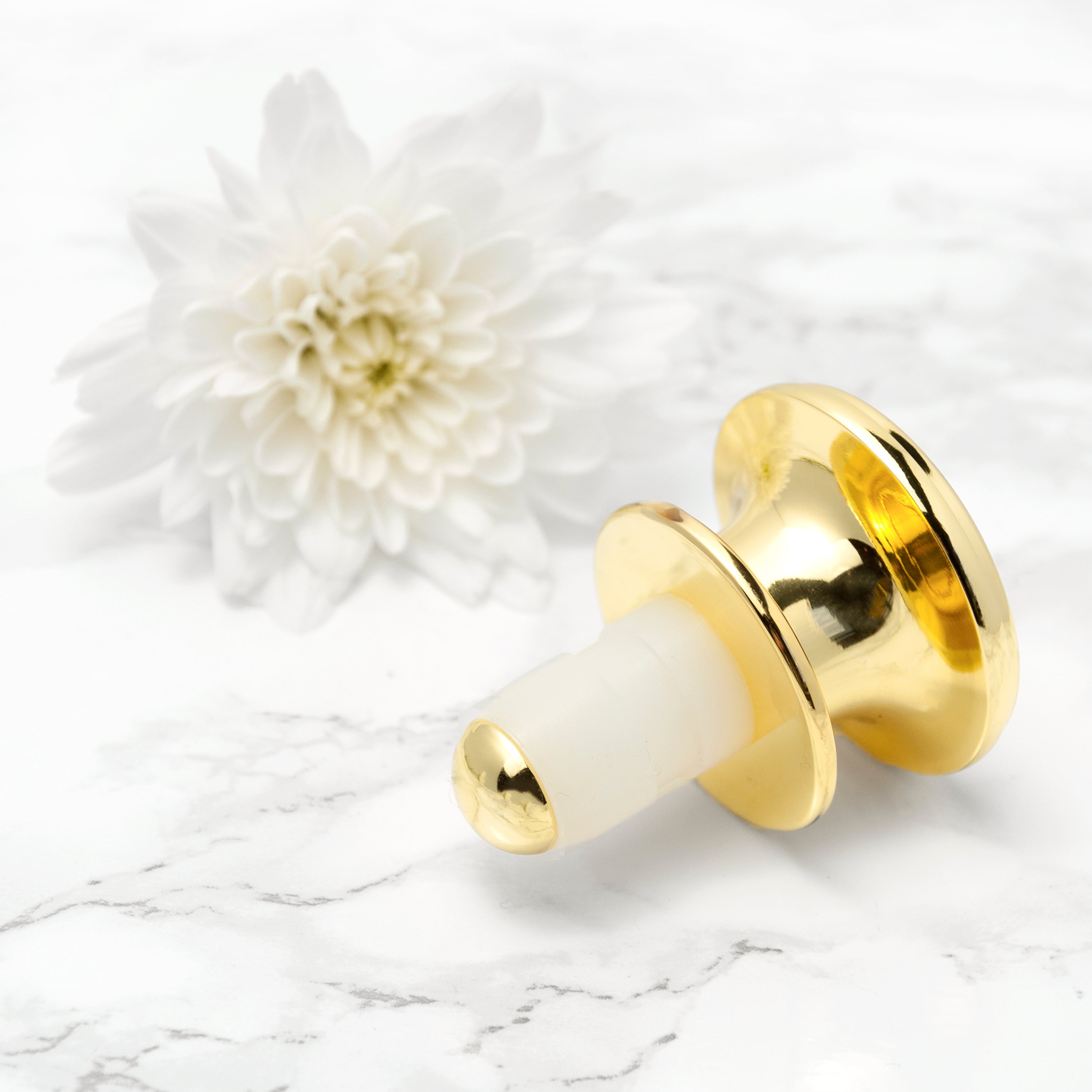 Luxury Plated Bottle Stopper with Rubber Seal