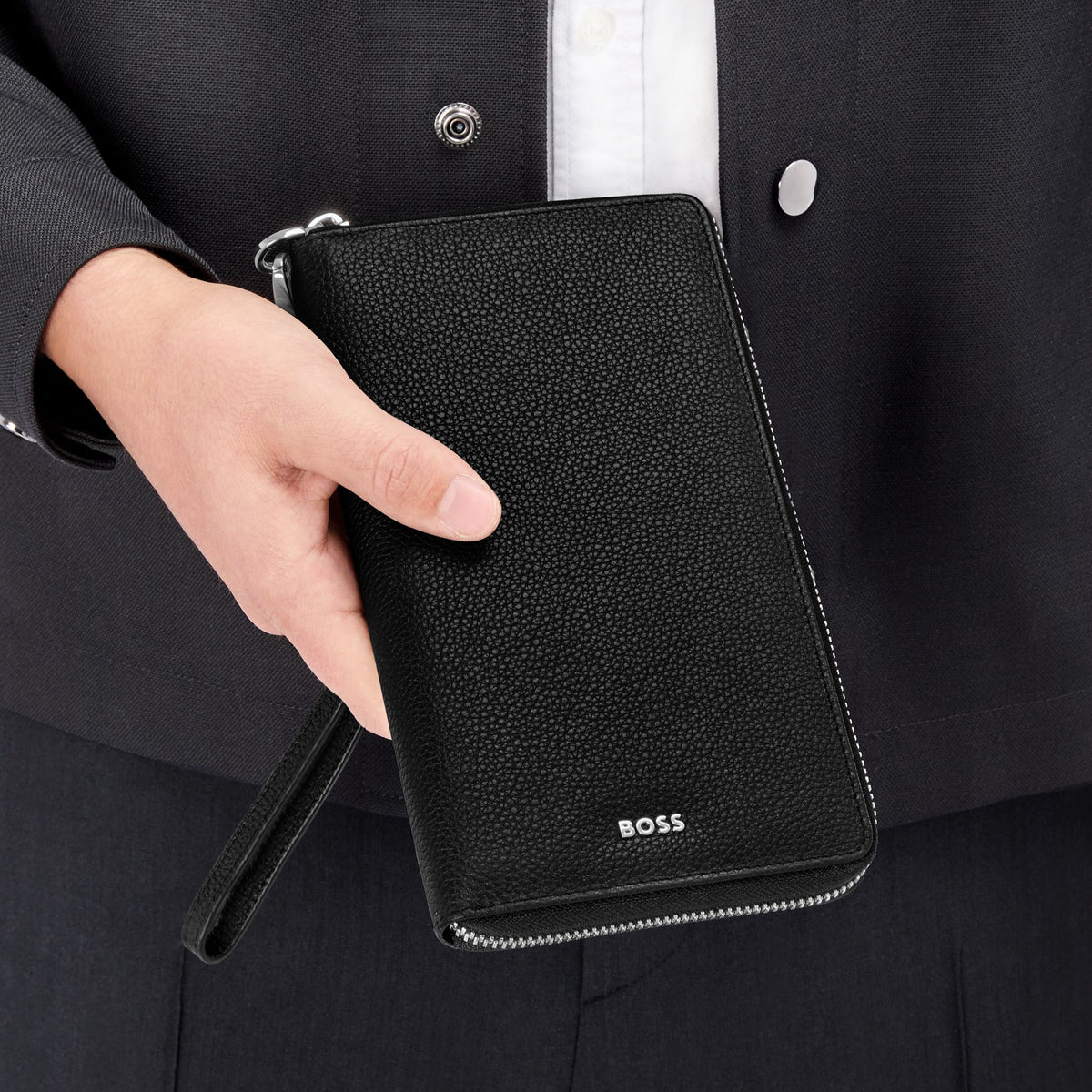Travel Wallet Classic Grained Black