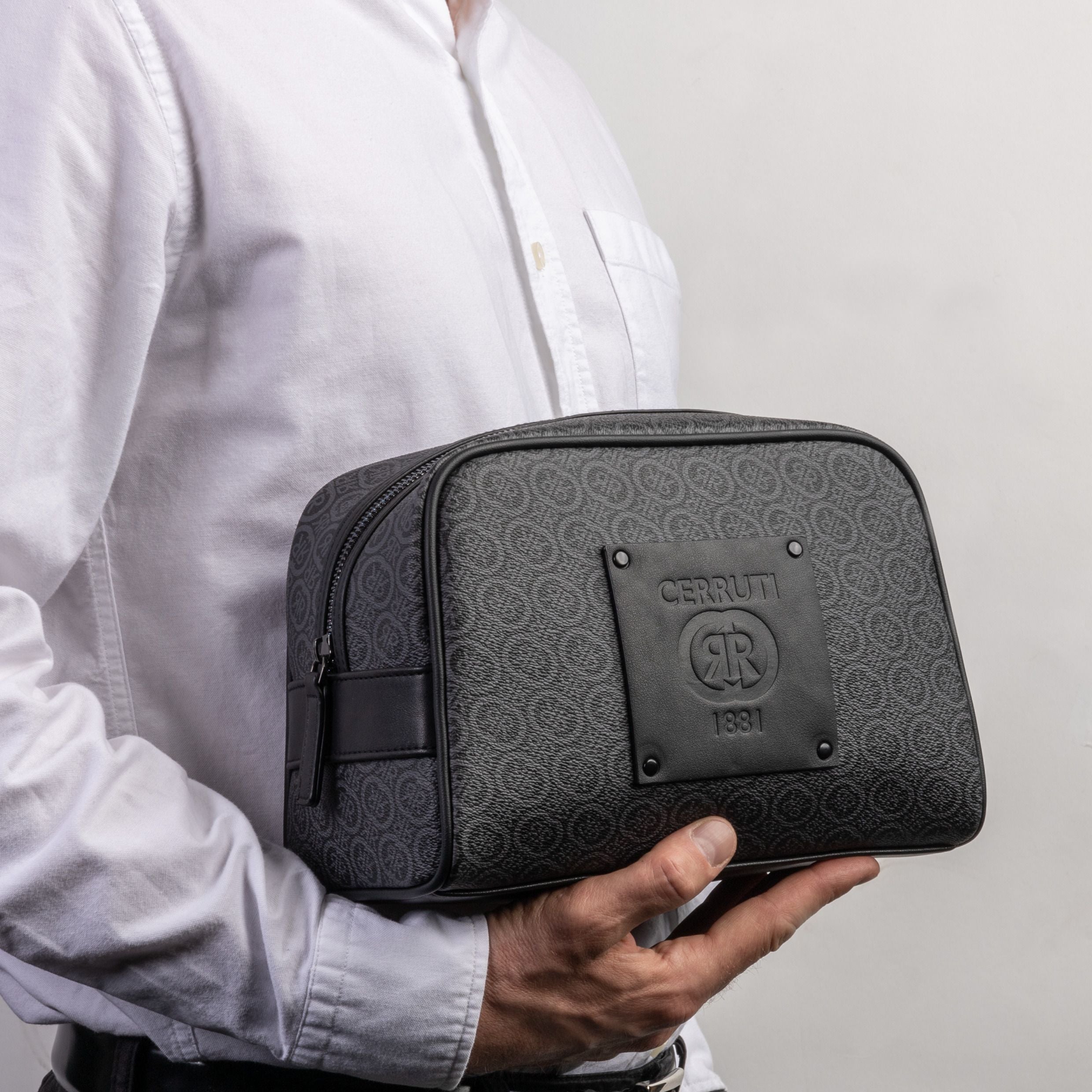 Toiletry Bag Logomania Grey