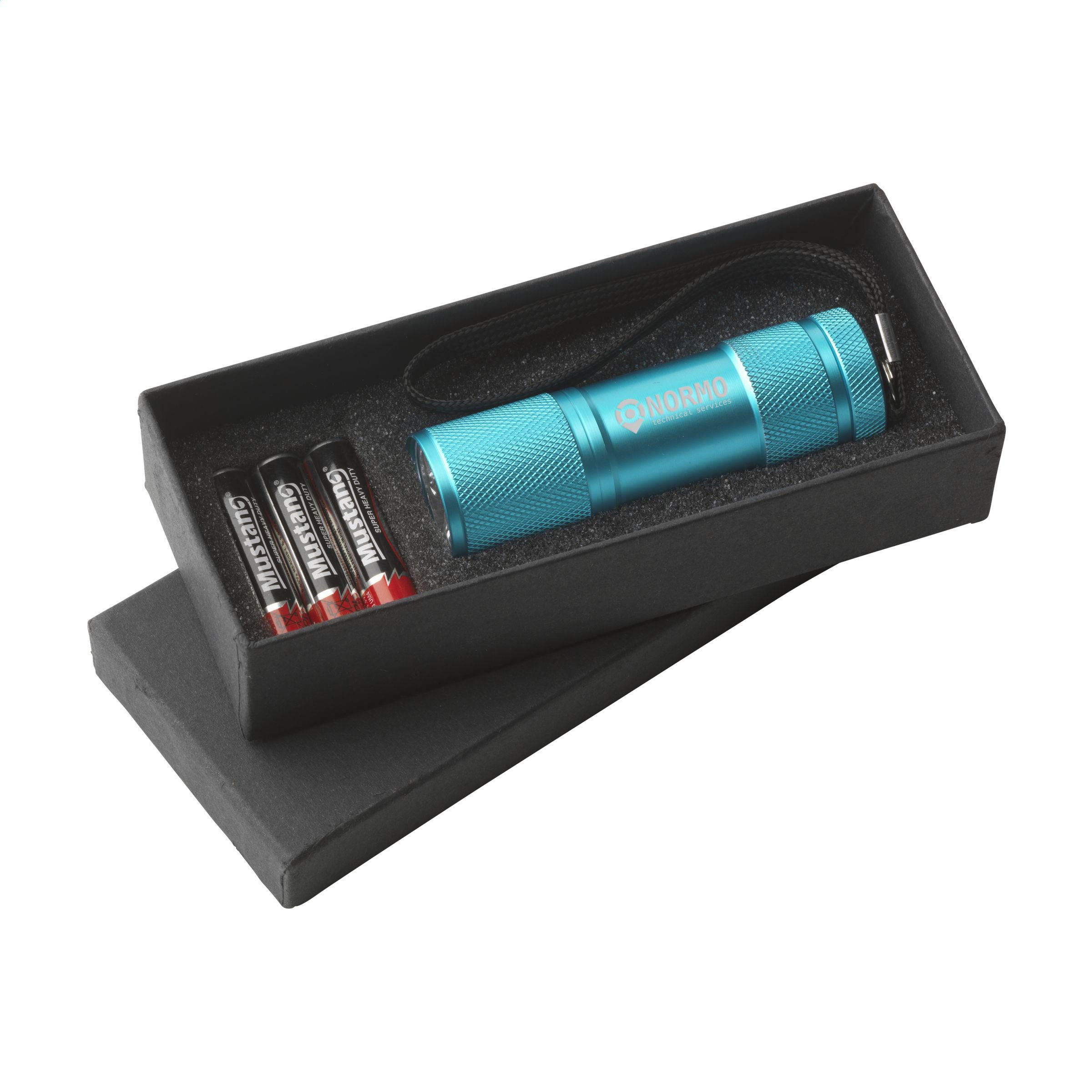 Starled Pocket Torch