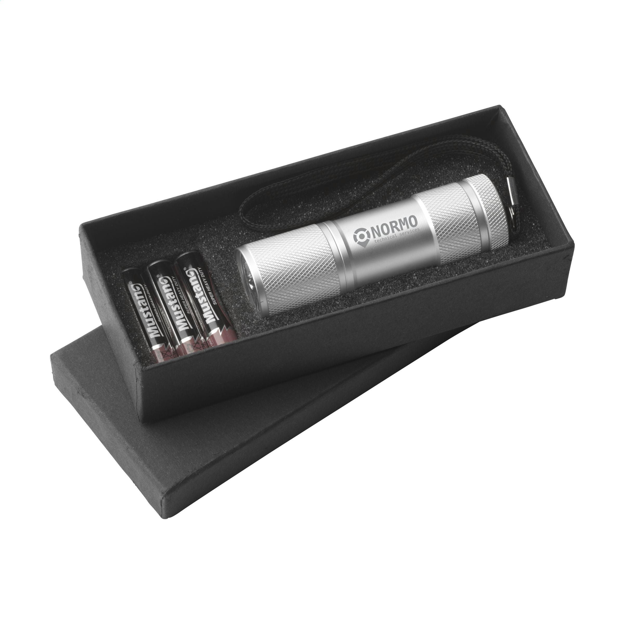 Starled Pocket Torch