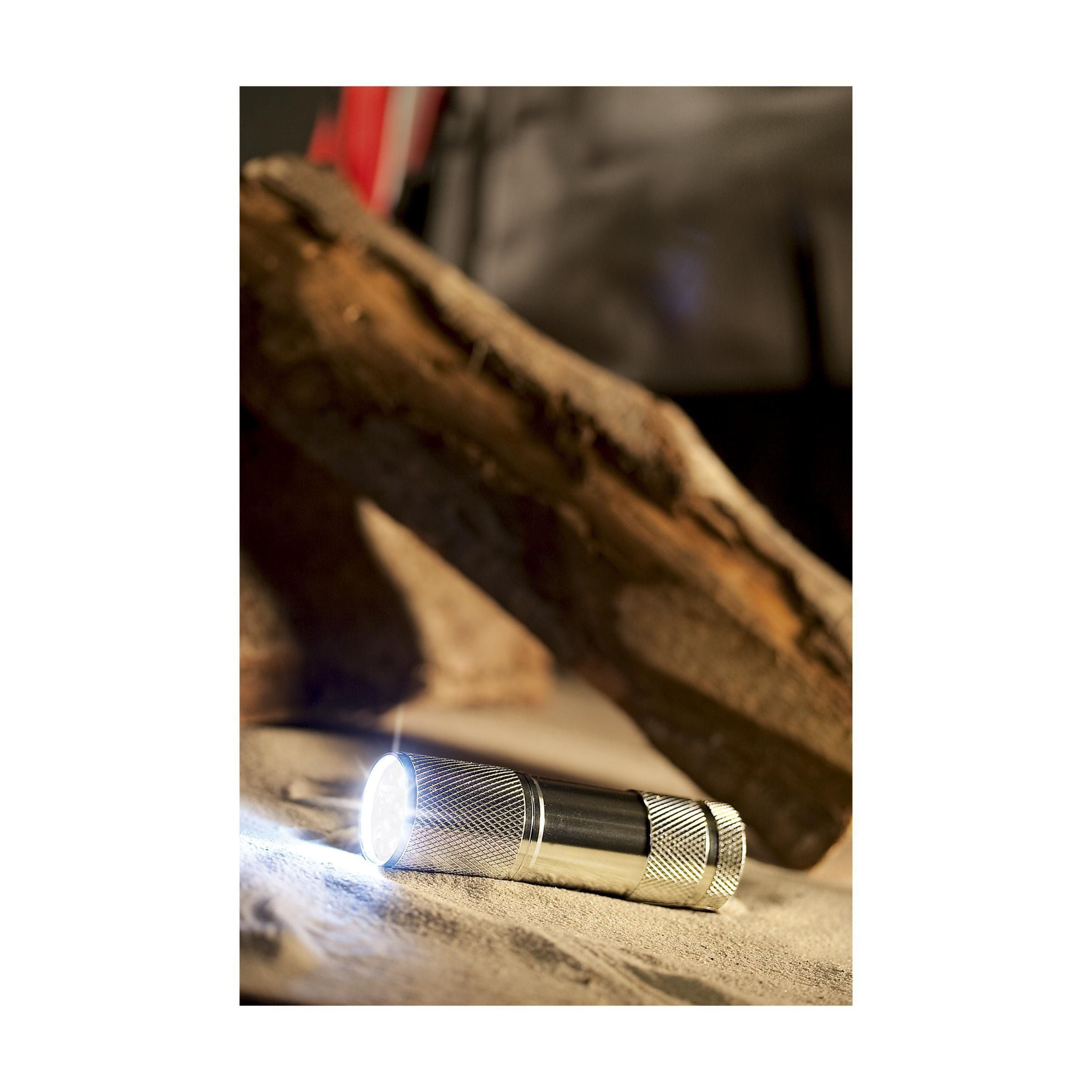 Starled Pocket Torch