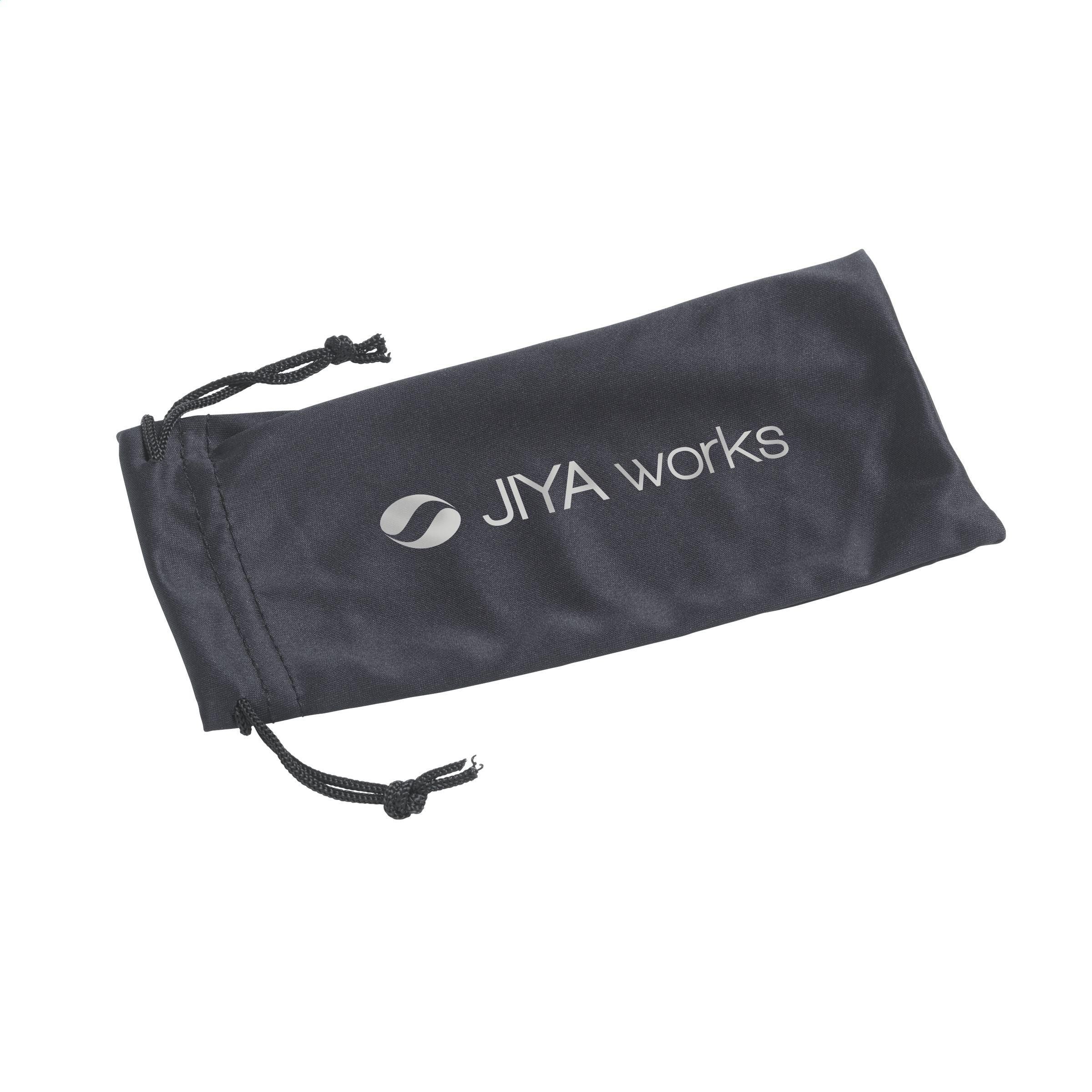Smartpouch Pouch