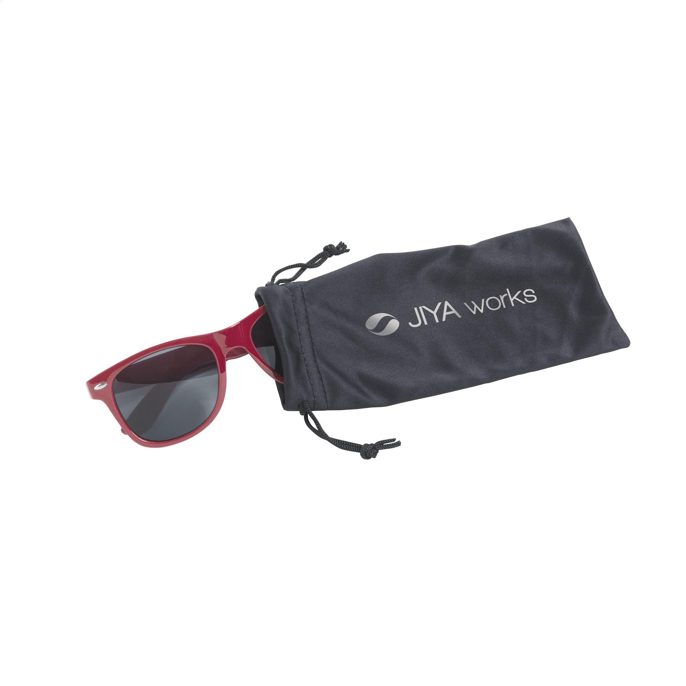 Smartpouch Pouch