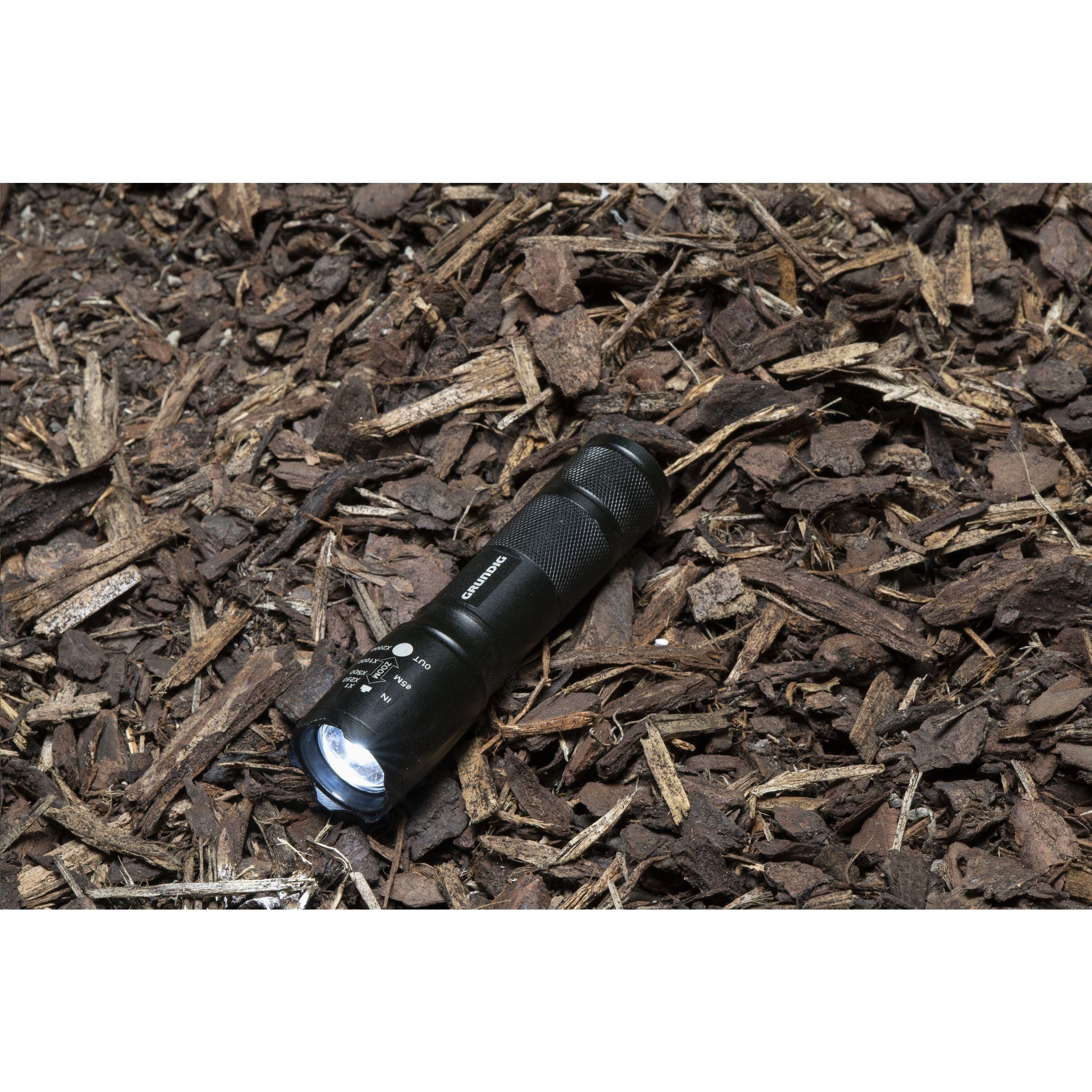 Grundig 1W Led-Torch Zoom Flashlight