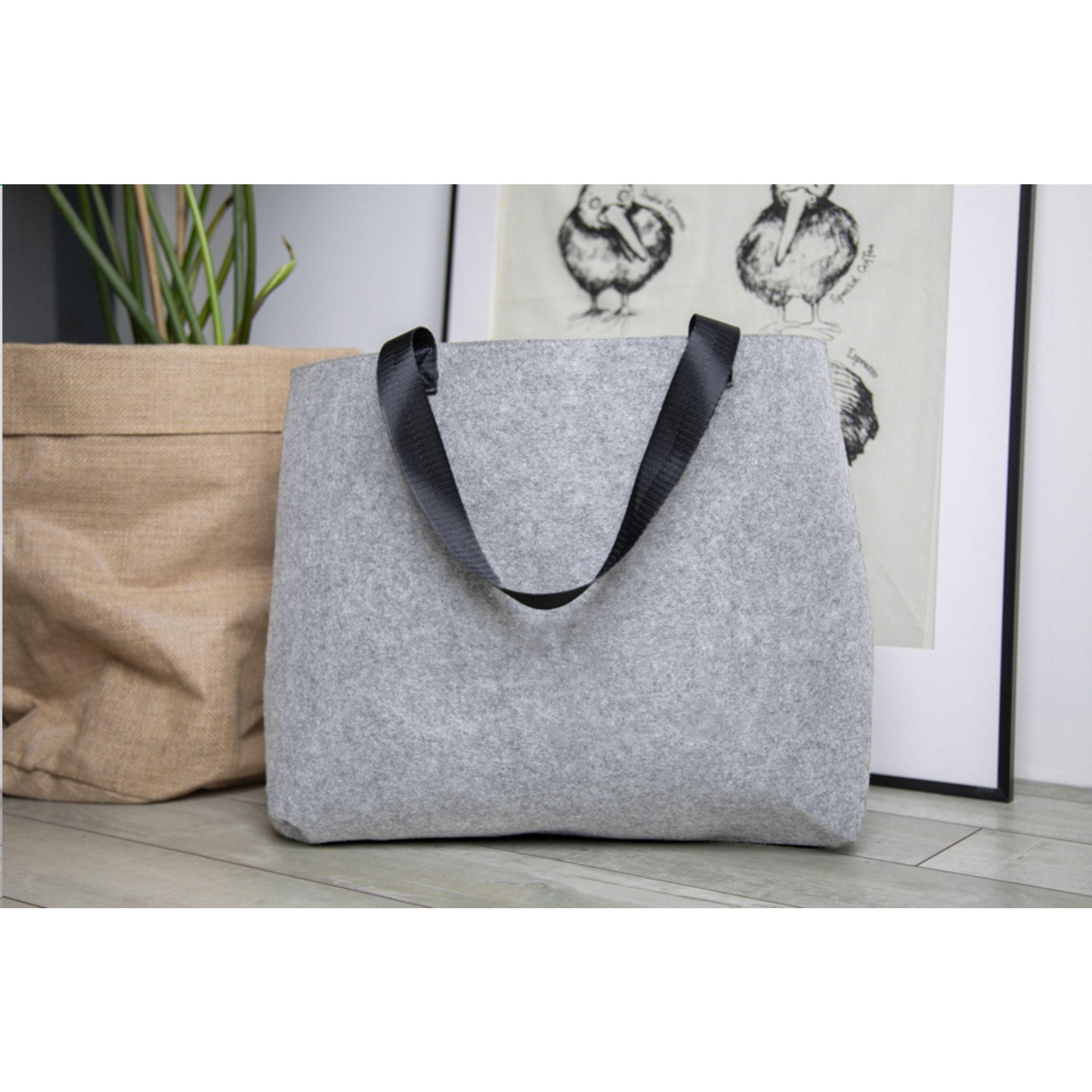 Grs Rpet Felt Shoulder Bag