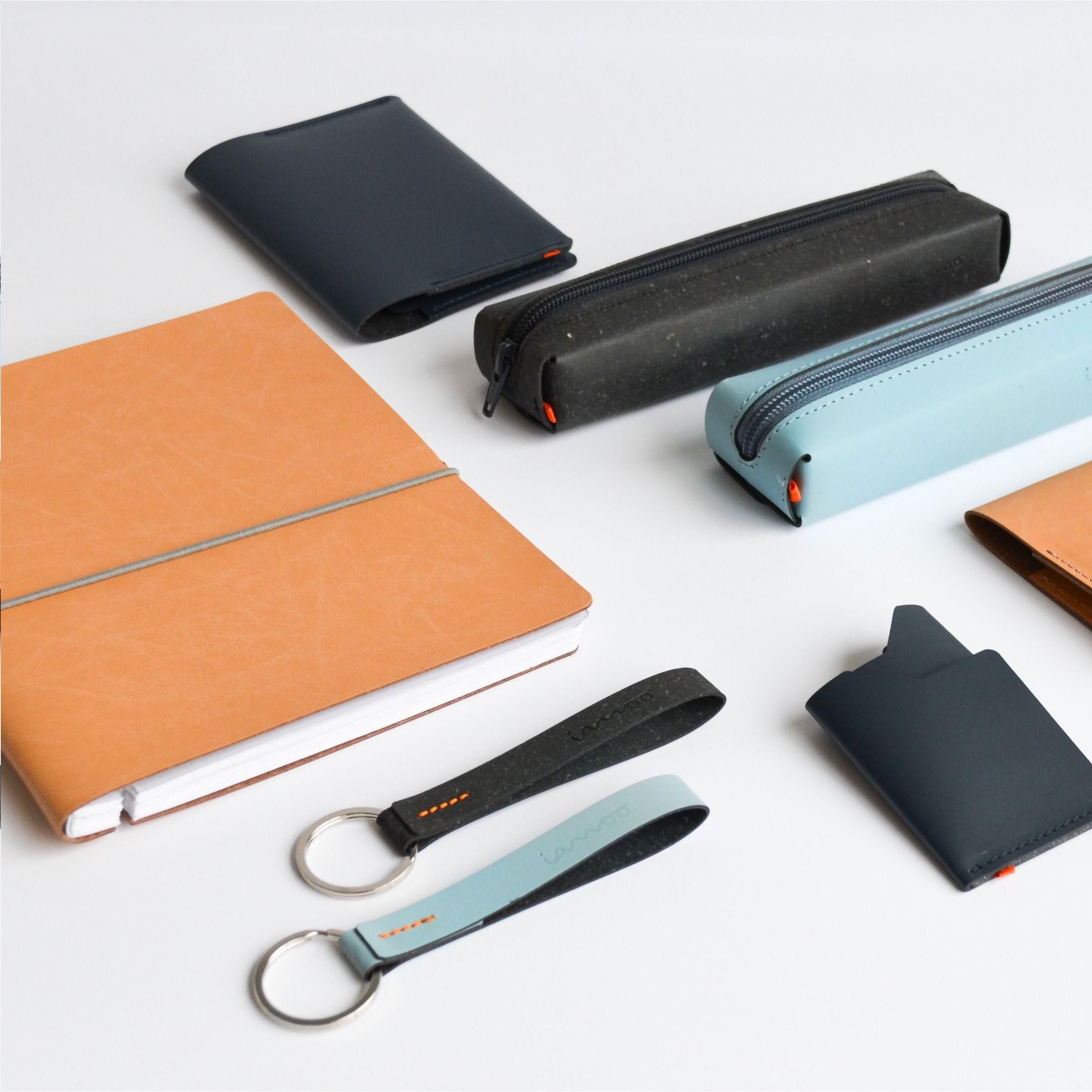 Recycled Leather Cardholder