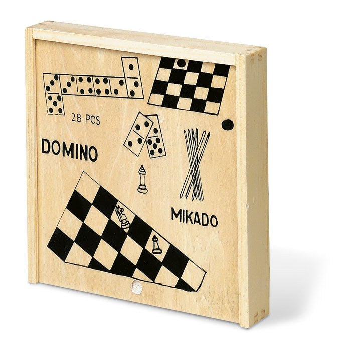 4 games in wooden box