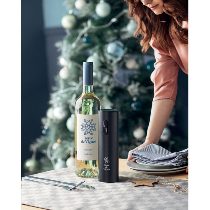 Electric wine bottle opener