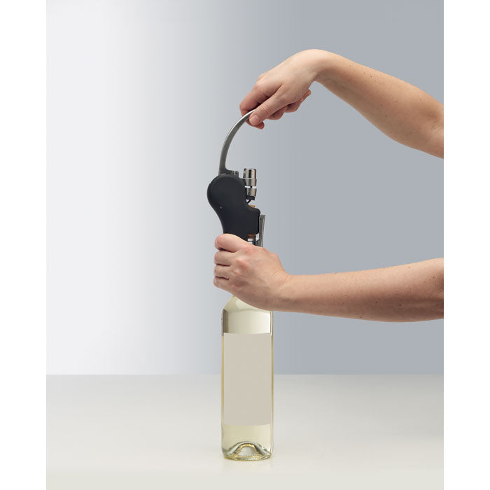 Automatic lever corkscrew