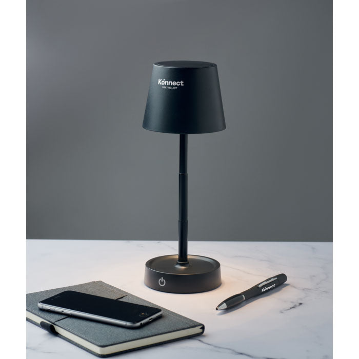 USB rechargeable table lamp