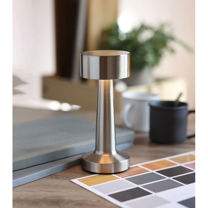 Rechargeable iron table lamp